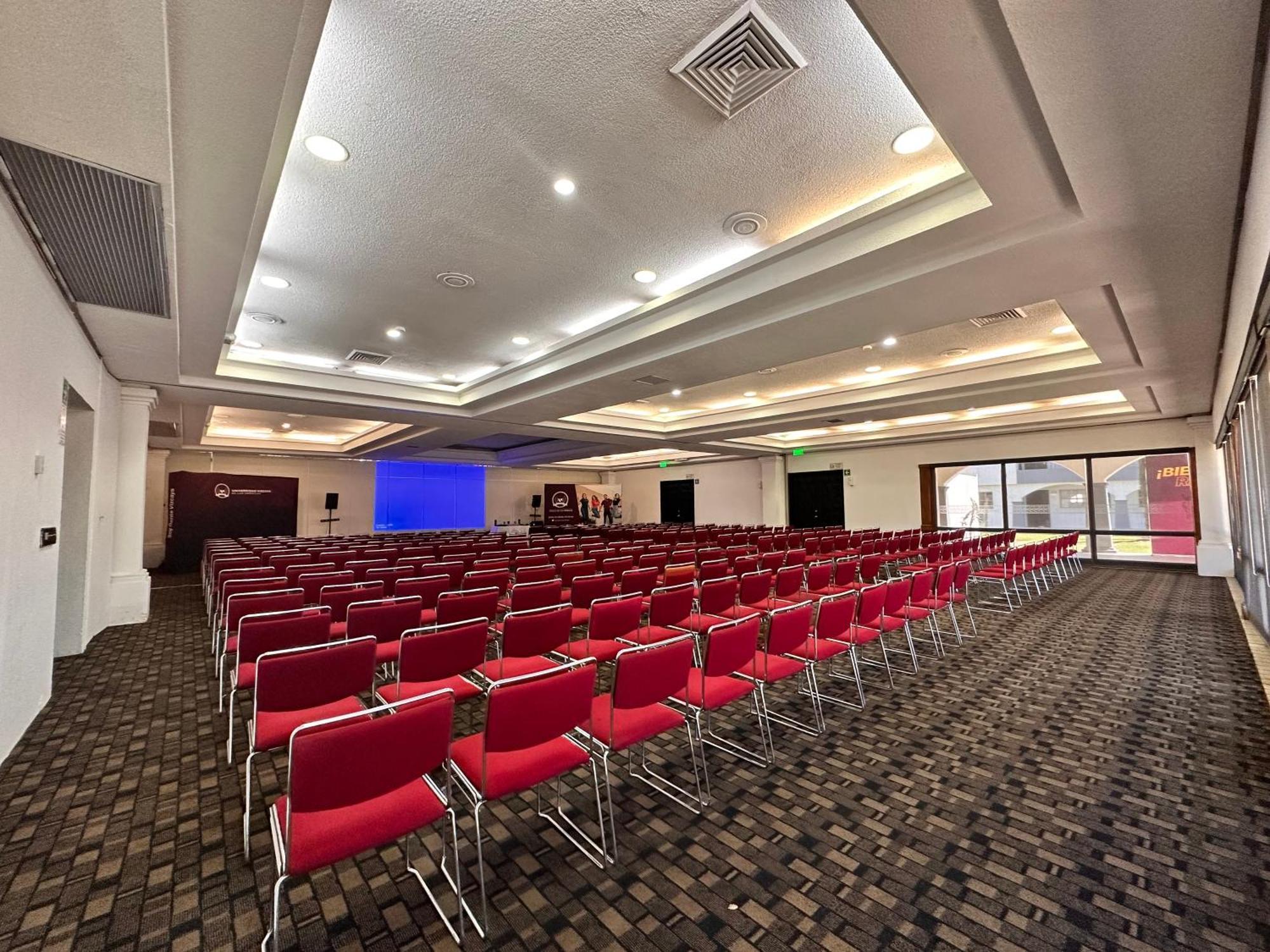 Hotel Inhouse Obregon à Ciudad Obregón Extérieur photo
