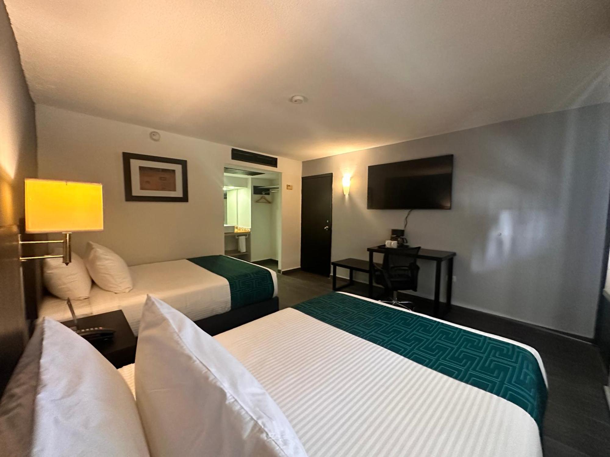Hotel Inhouse Obregon à Ciudad Obregón Extérieur photo