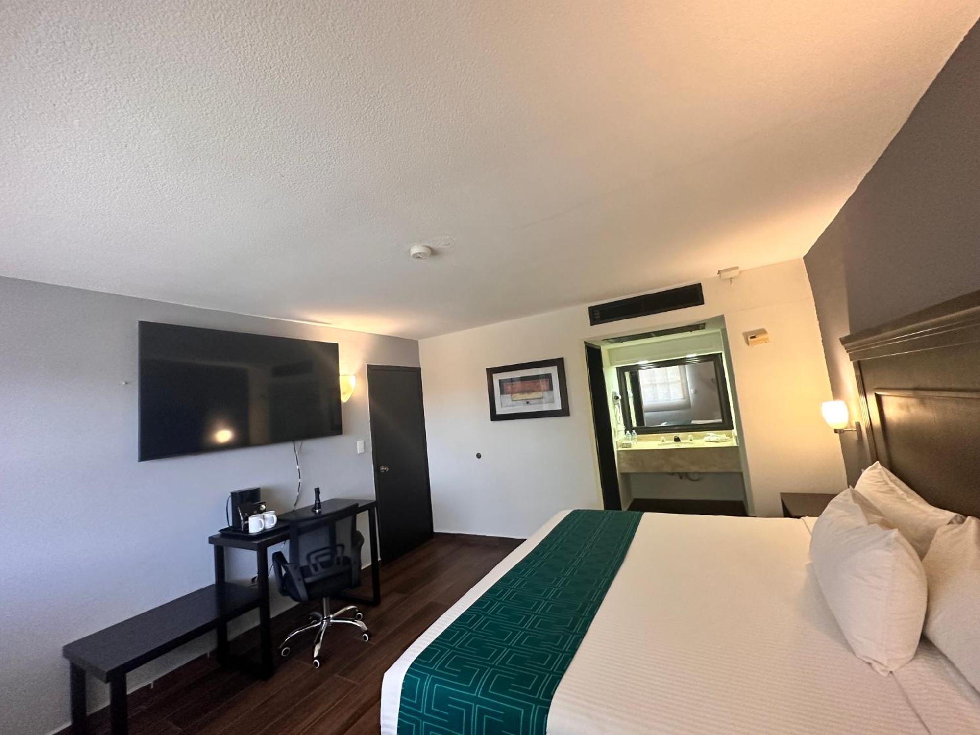 Hotel Inhouse Obregon à Ciudad Obregón Extérieur photo