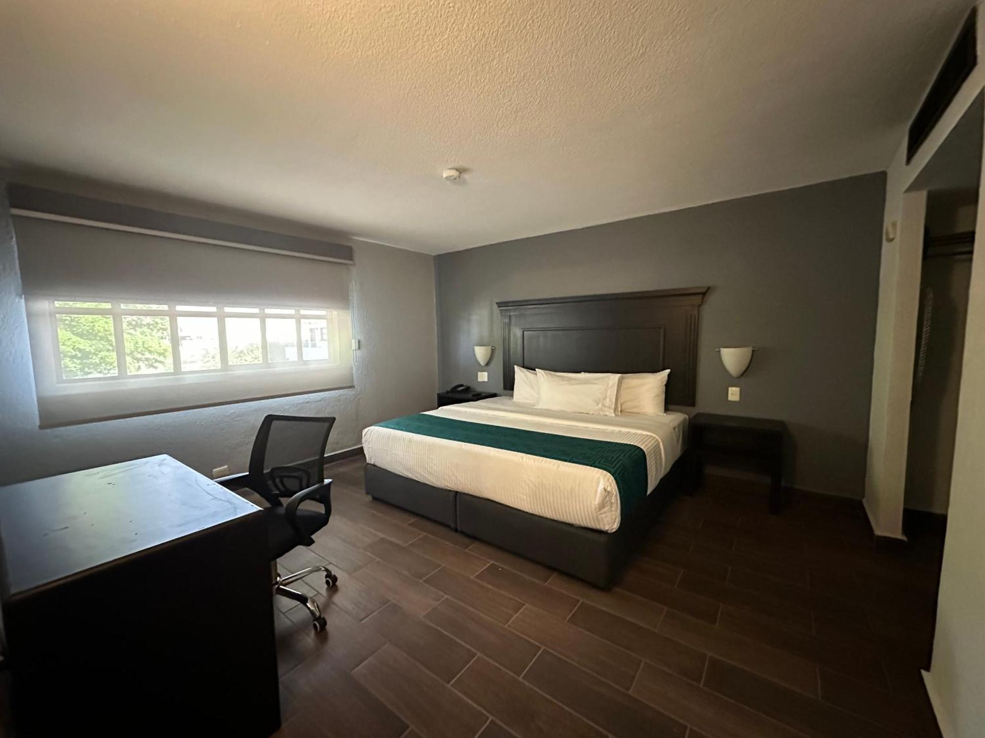 Hotel Inhouse Obregon à Ciudad Obregón Extérieur photo
