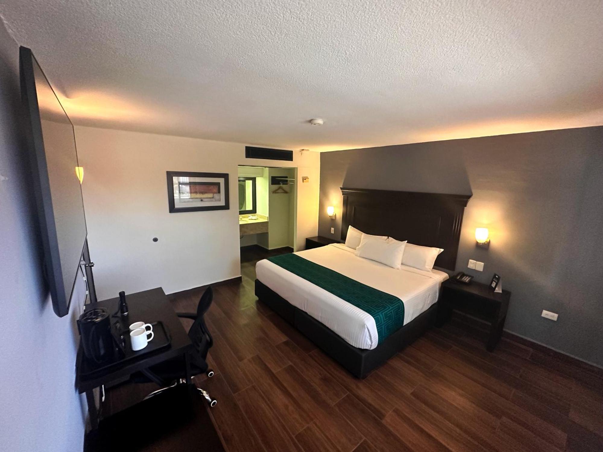Hotel Inhouse Obregon à Ciudad Obregón Extérieur photo