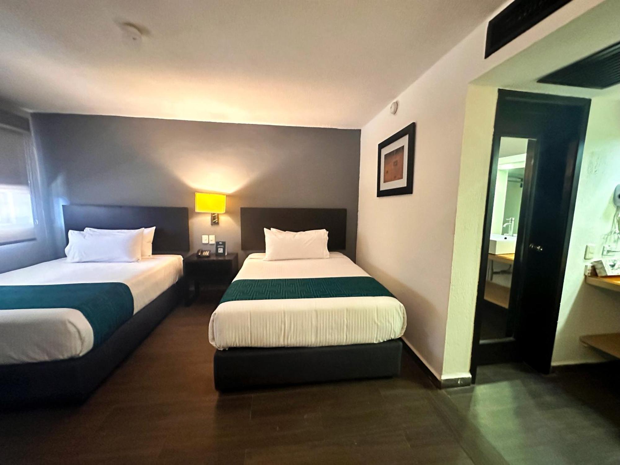 Hotel Inhouse Obregon à Ciudad Obregón Extérieur photo