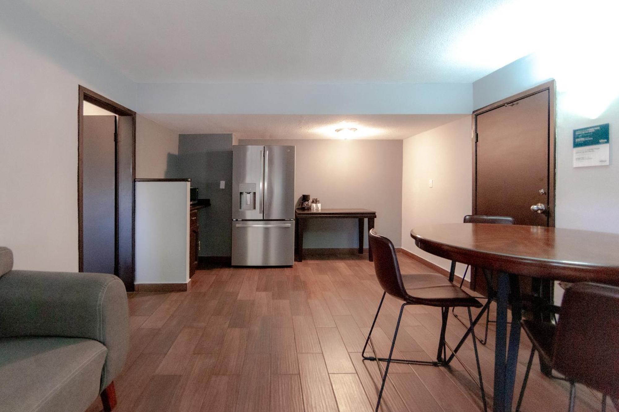 Hotel Inhouse Obregon à Ciudad Obregón Extérieur photo