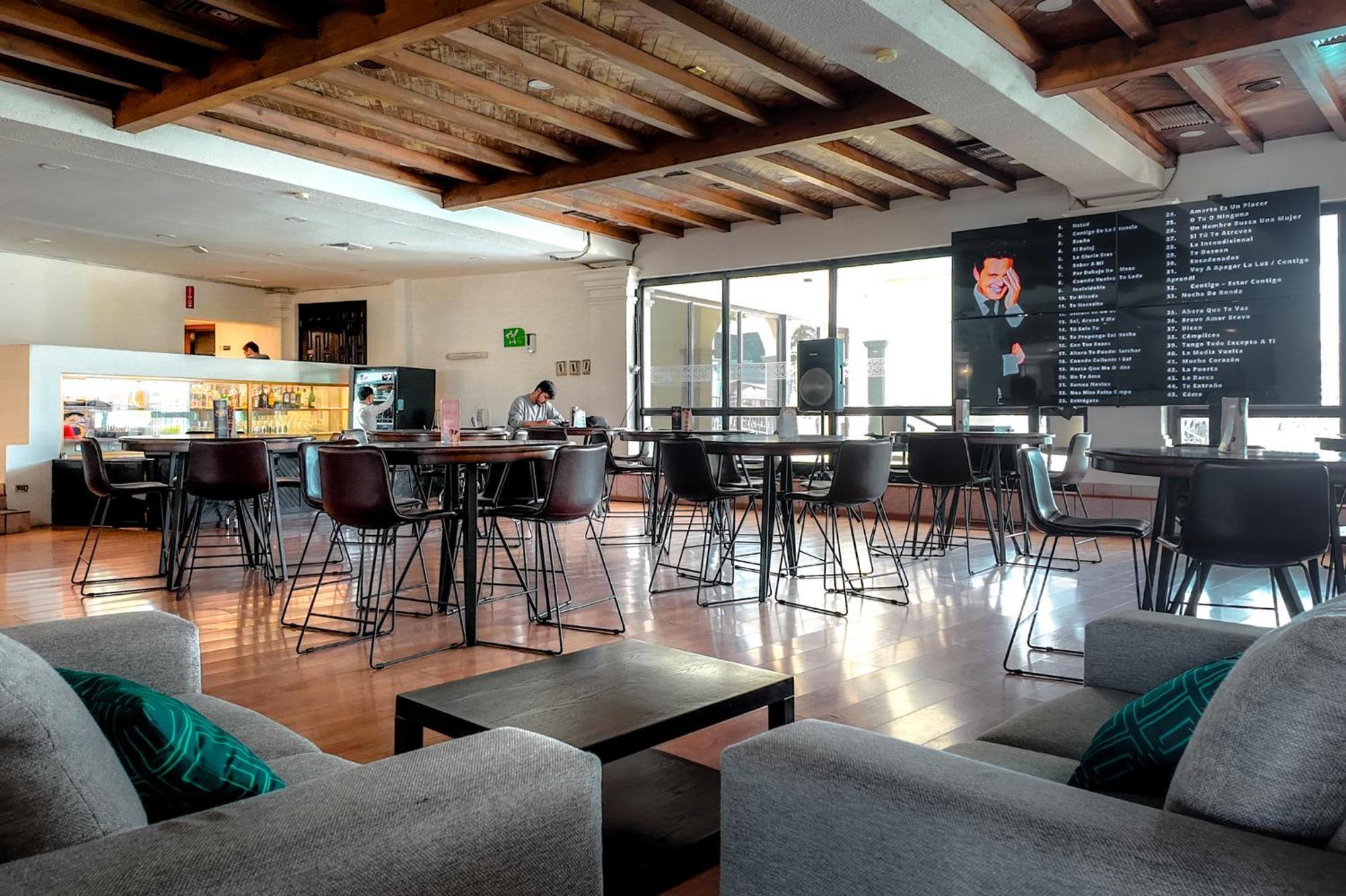 Hotel Inhouse Obregon à Ciudad Obregón Extérieur photo