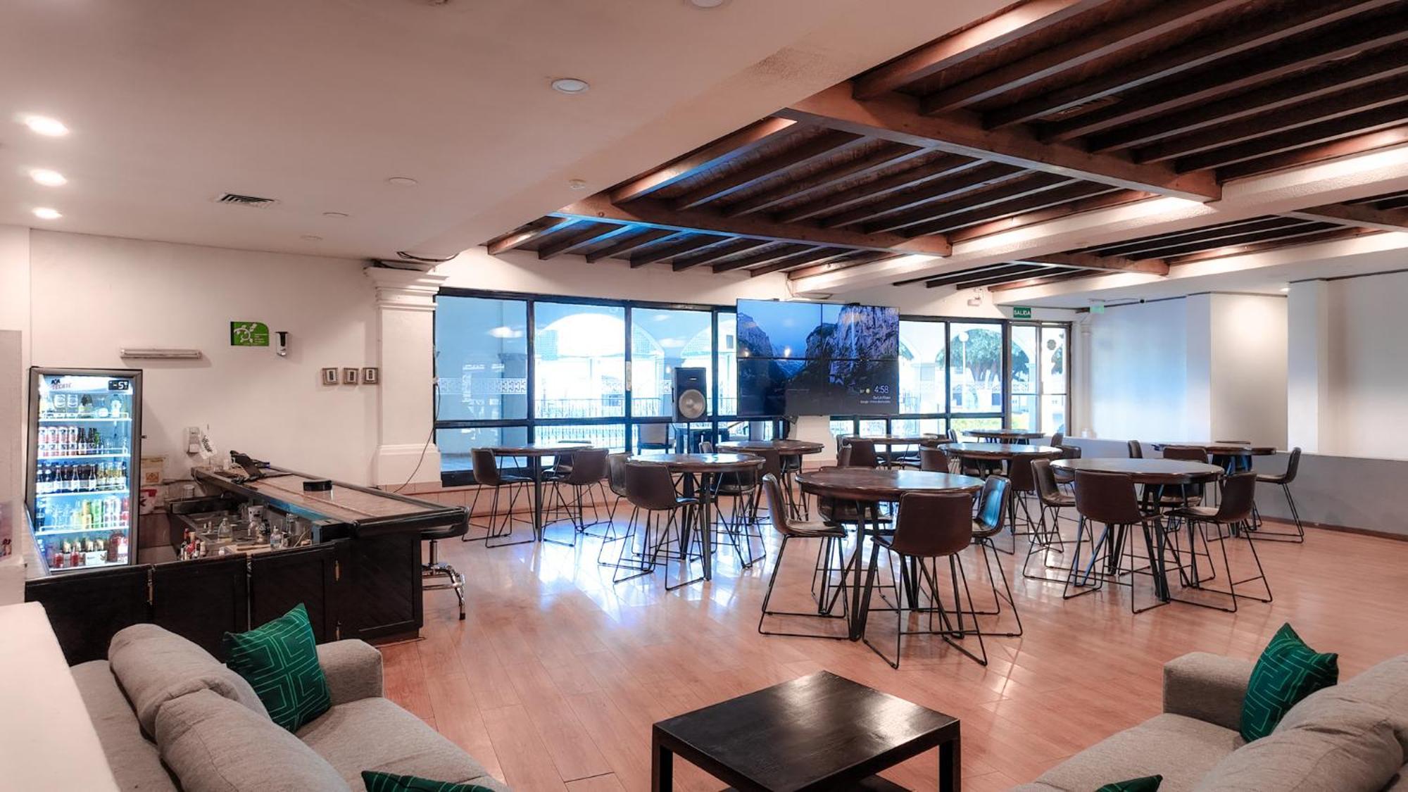 Hotel Inhouse Obregon à Ciudad Obregón Extérieur photo
