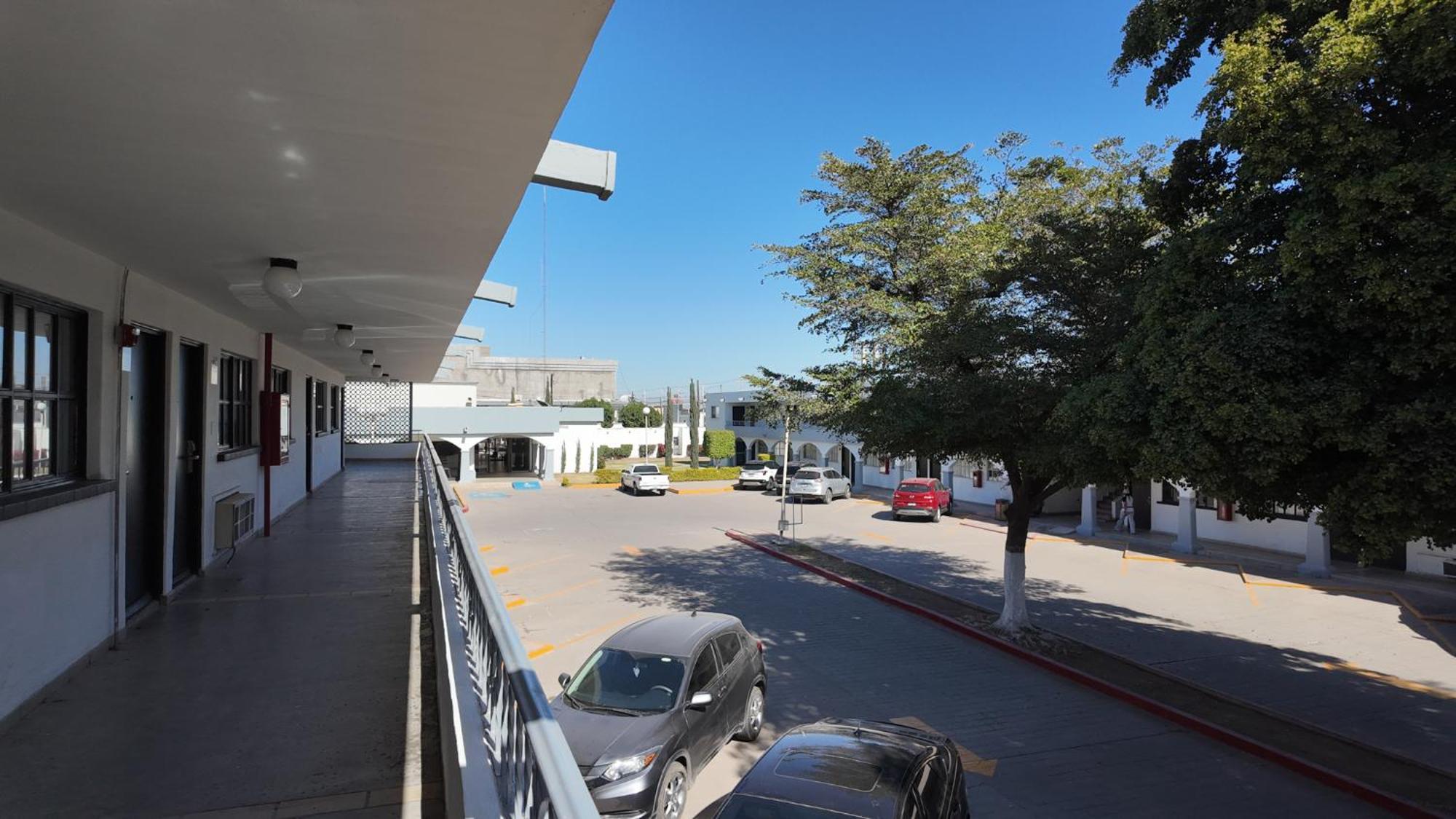 Hotel Inhouse Obregon à Ciudad Obregón Extérieur photo